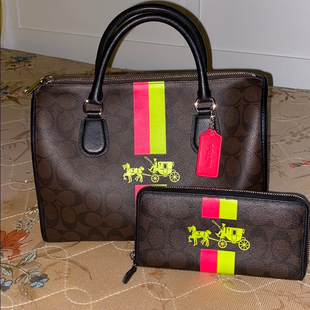 Coach Purse & Wallet Set